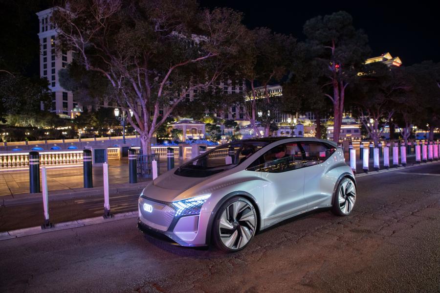  Audi AI:ME 2019 года  (фото 104 из 104)